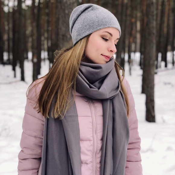 "Cleopatra" (Grey) - Picture 6 of 8